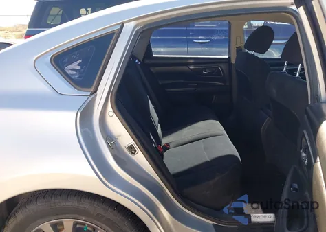 2015 Nissan Altima 2.5 S из США, поврежденный, VIN 1N4AL3AP9FC468721